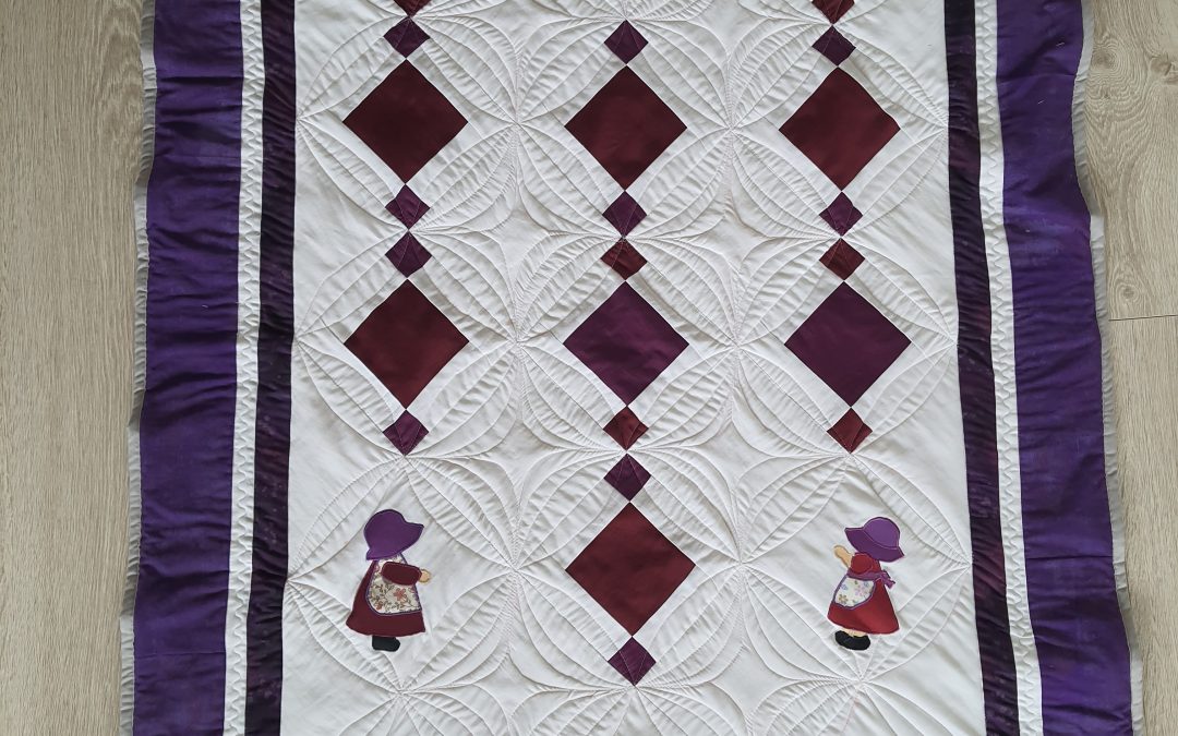 Lítið krúttlegt teppi með applikeringu